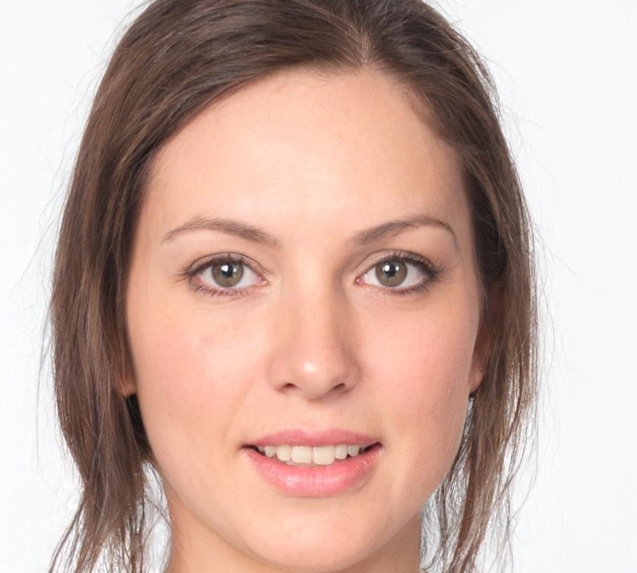 Ritratto di Valeria Sartori, docente specializzata in clausole contrattuali